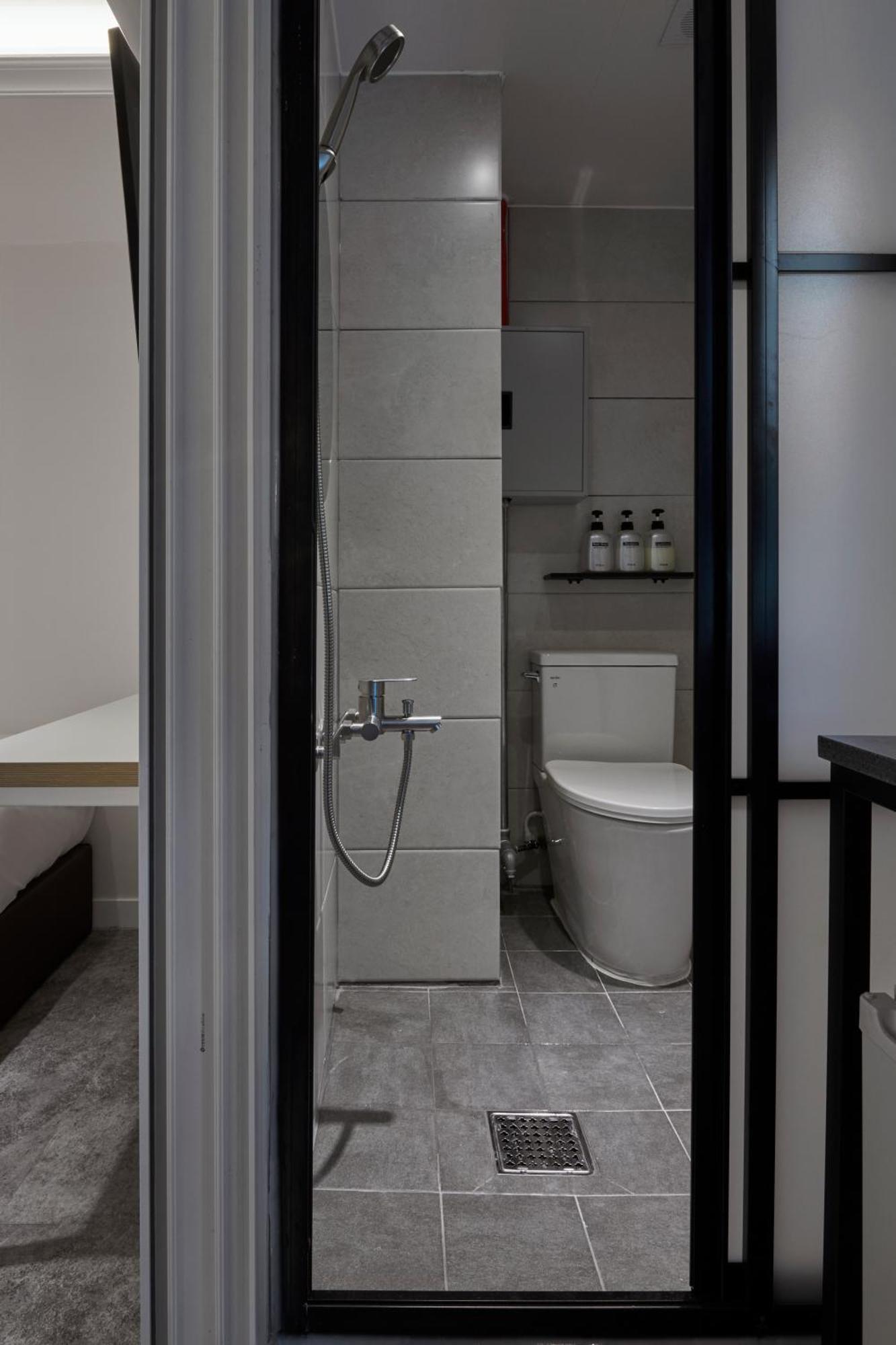 Eight Rest Hostel Myeongdong Сеул Экстерьер фото