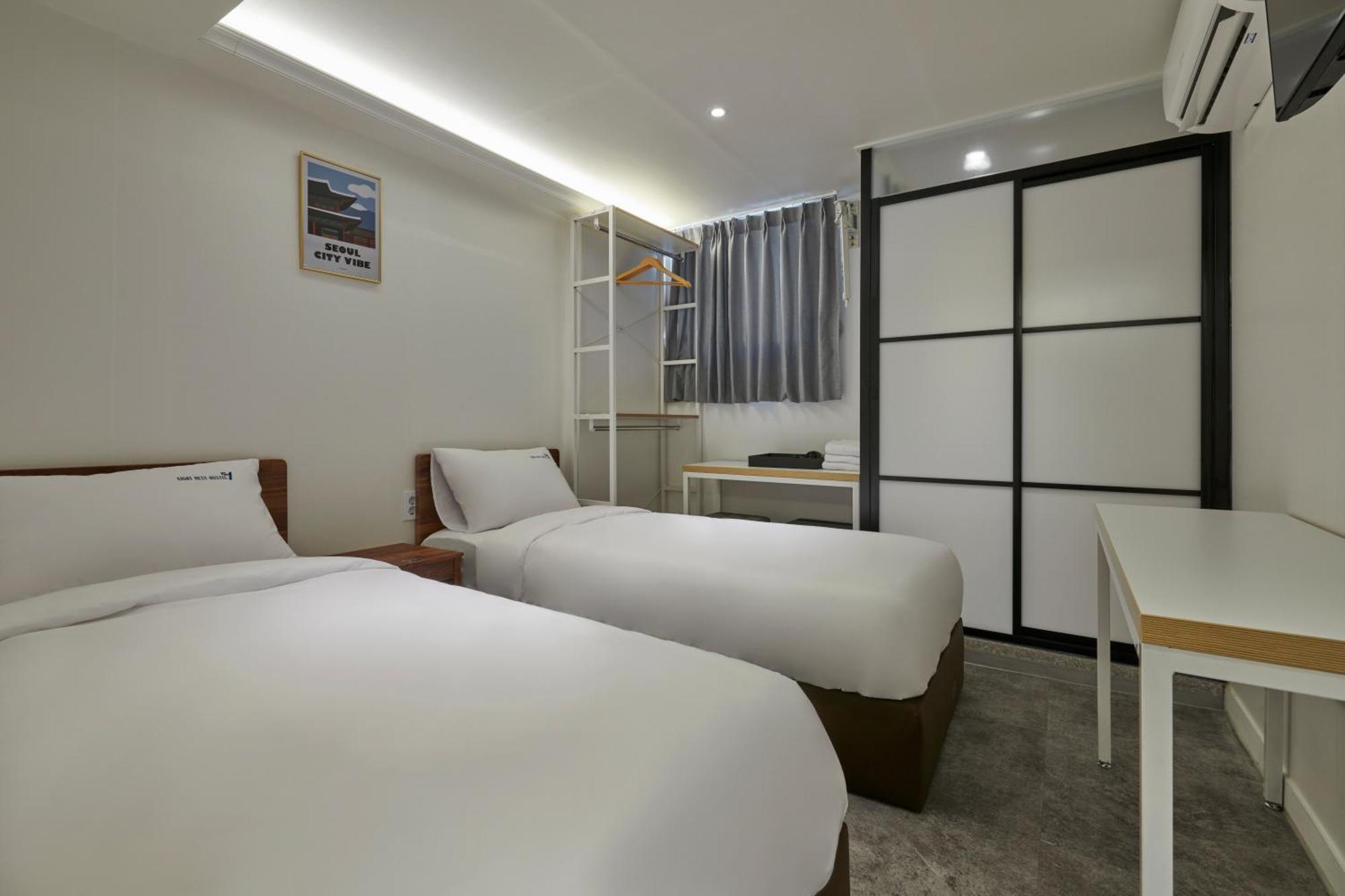 Eight Rest Hostel Myeongdong Сеул Экстерьер фото
